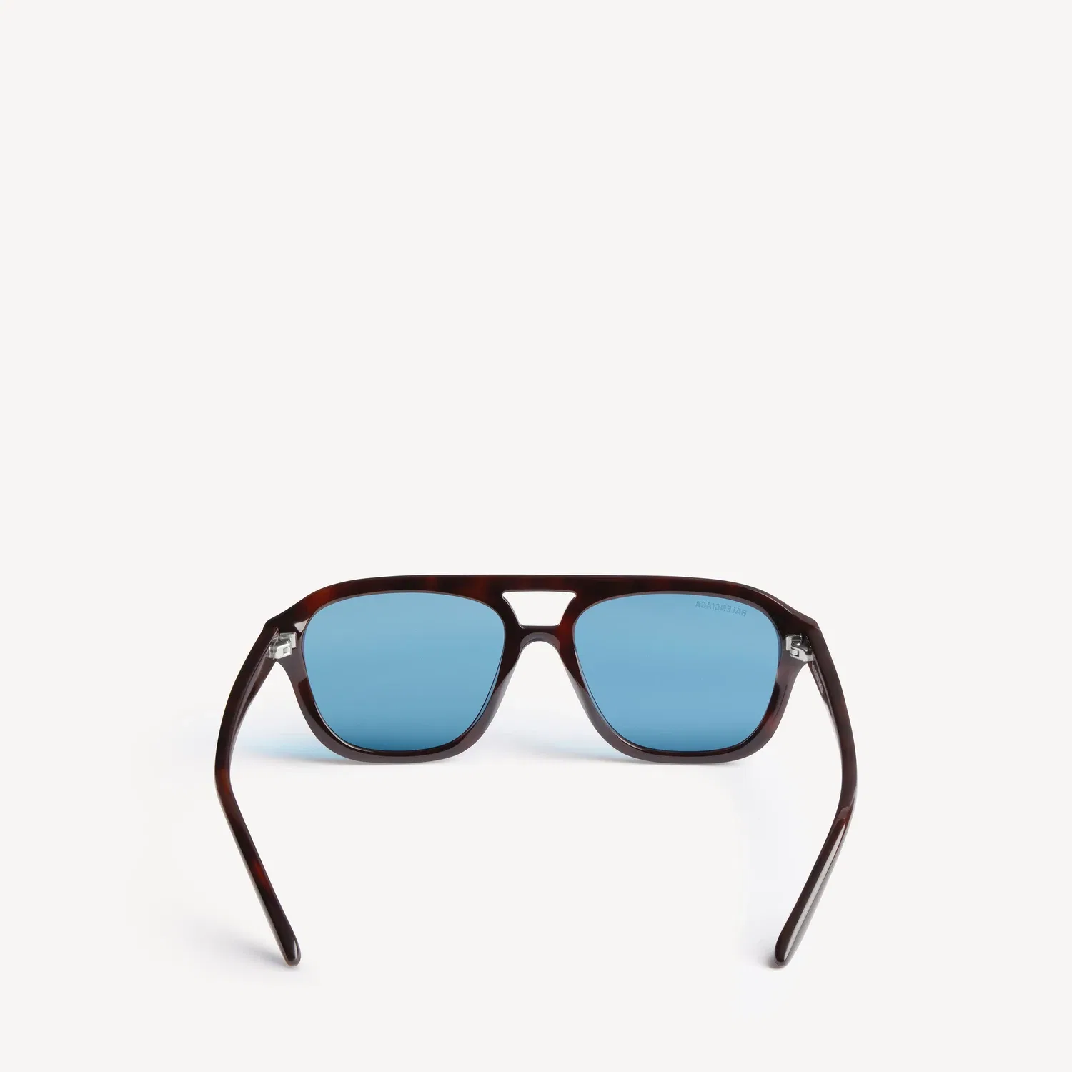 Мужские солнцезащитные очки Daily Pilot в цвете Dark Caramel Havana BALENCIAGA — фото 2