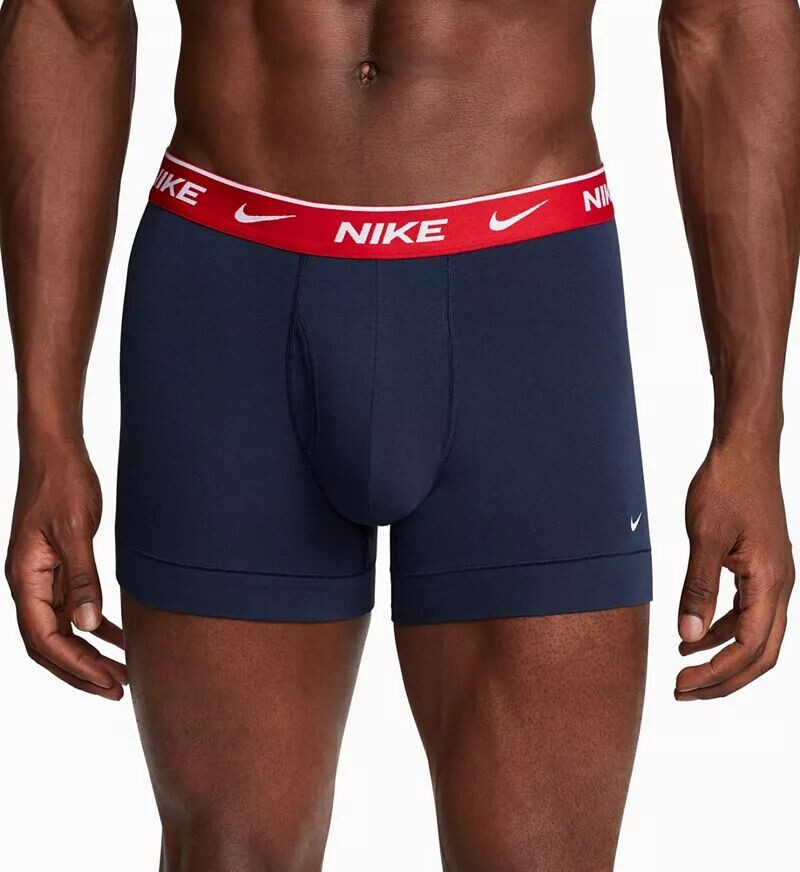 

Мужские хлопковые эластичные плавки Nike Dri-FIT Essential — набор из 3 штук