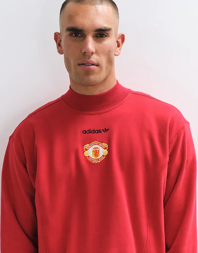 Футбольная толстовка Adidas Manchester United 26/27 EQT красного — фото 4