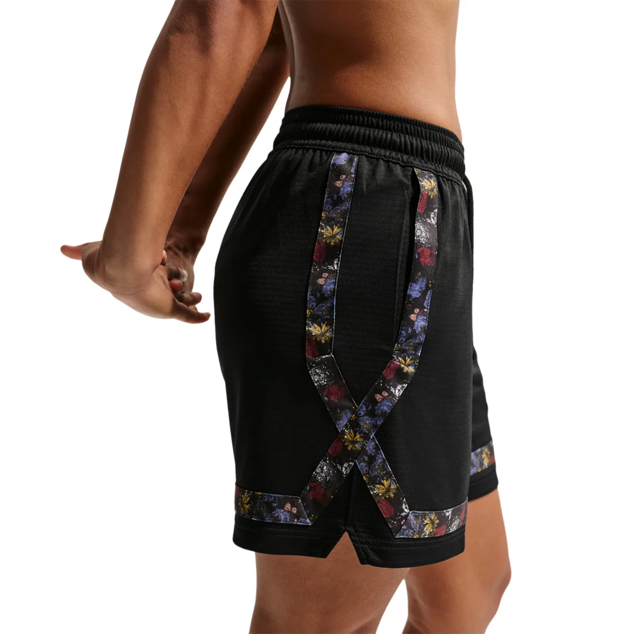 Женские шорты Dri-FIT Crossover Seasonal Nike, черный/белый — фото 2