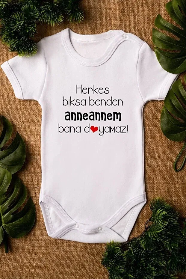 Детское для девочек боди с длинным рукавом с принтом If everybody has me my grandma can't kiss me Overoz, White