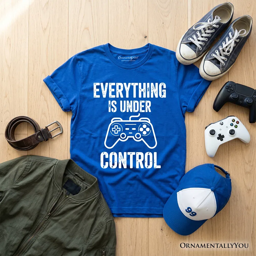 Детская футболка с принтом игрока и контроллером Retro Gamer Graphic Tee OrnamentallyYou, Royal