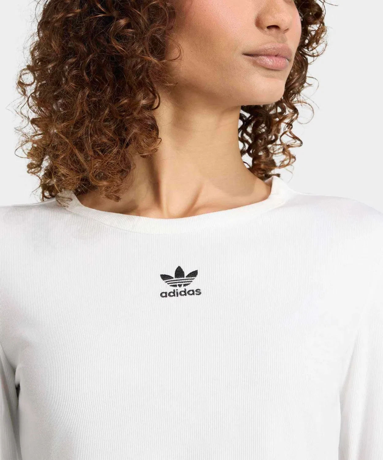 Женская футболка с длинным рукавом модель Essentials Scallop Edge Adidas, White — фото 3