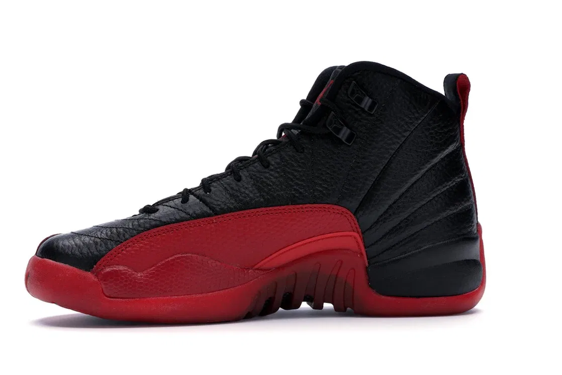 Детские кроссовки с принтом Jordan 12 Retro Jordan, Black/Varsity Red — фото 3