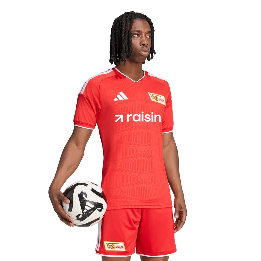 Спортивная футболка ADIDAS PERFORMANCE Performance Shirt 'UNB' красного цвета — фото 3
