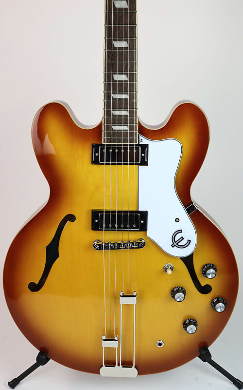 

Epiphone Riviera Archtop Royal Tan