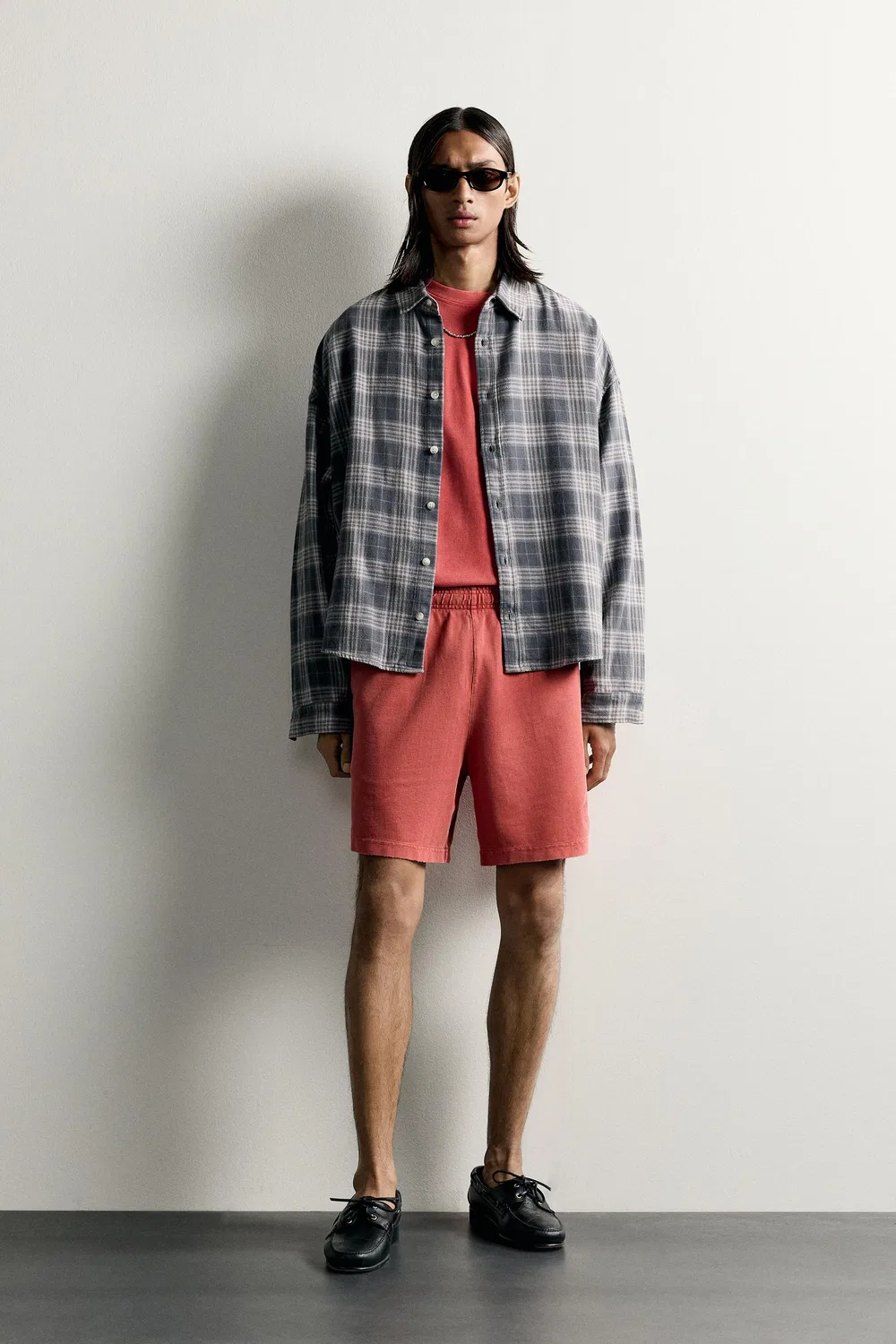 Бермудские шорты из вафельной вязки с эффектом потертости ZARA, Red