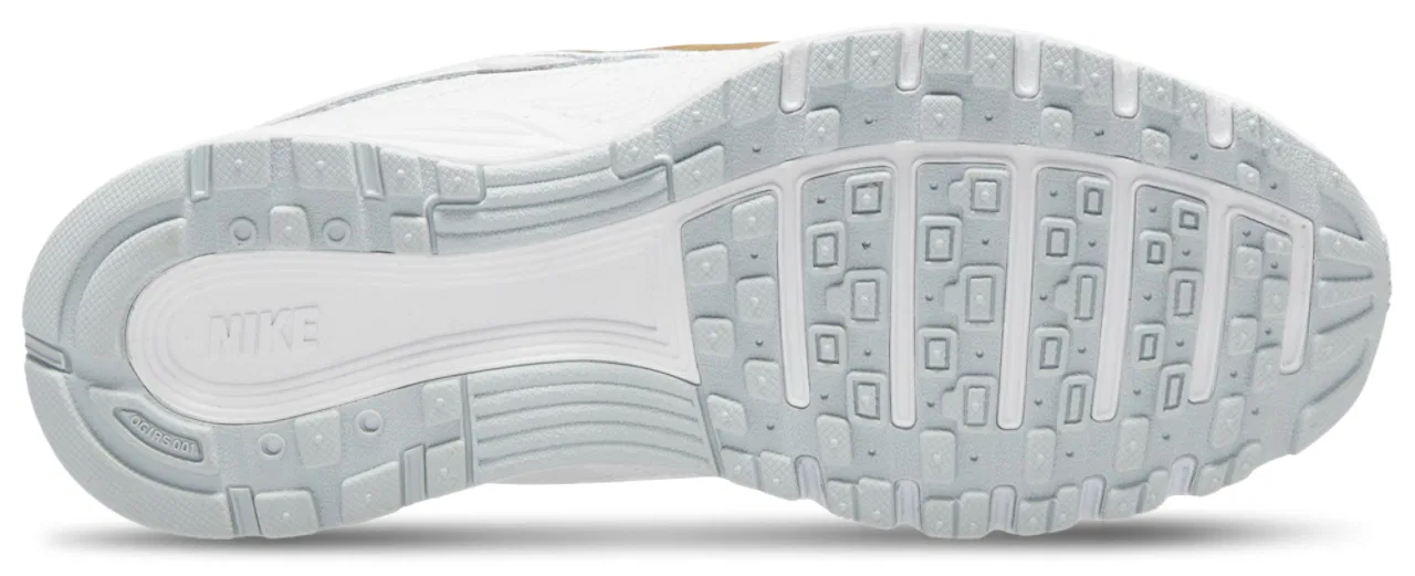 Кроссовки для мальчиков P-6000 Nike, цвет White/Metallic Gold — фото 4