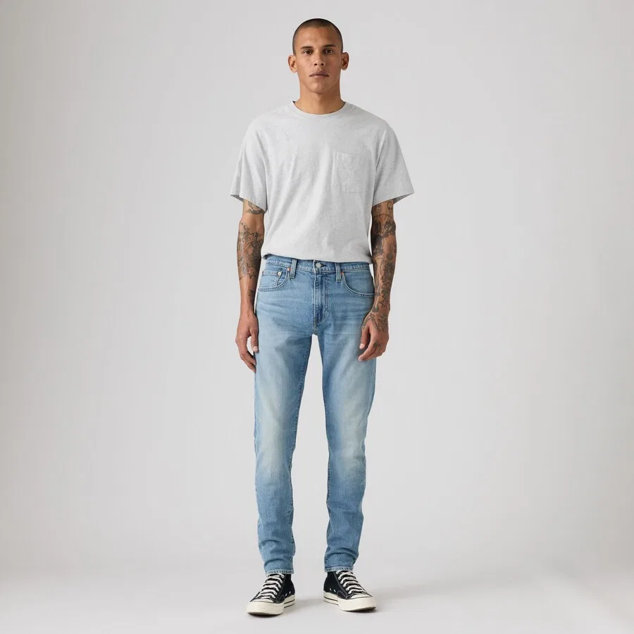 Джинсы LEVI'S Tapered Jeans '512 SLIM TAPER' светло-голубого цвета — фото 2