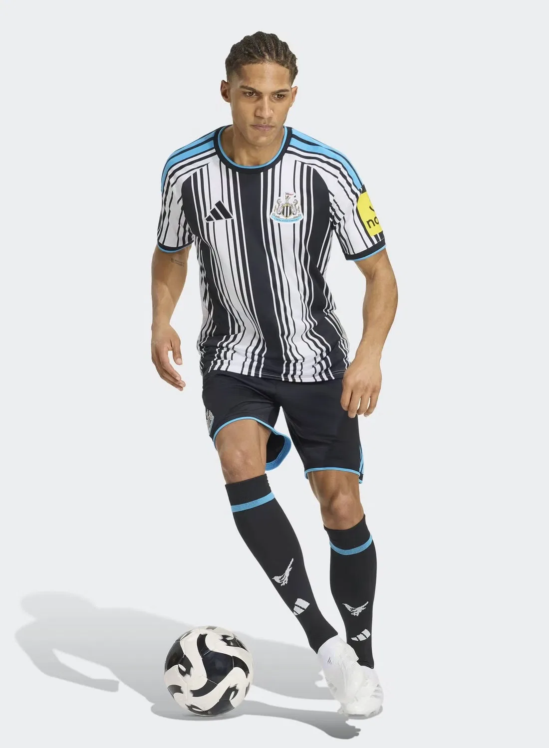 Шорты спортивные с технологией Climacool Newcastle United FC Adidas, черный — фото 4
