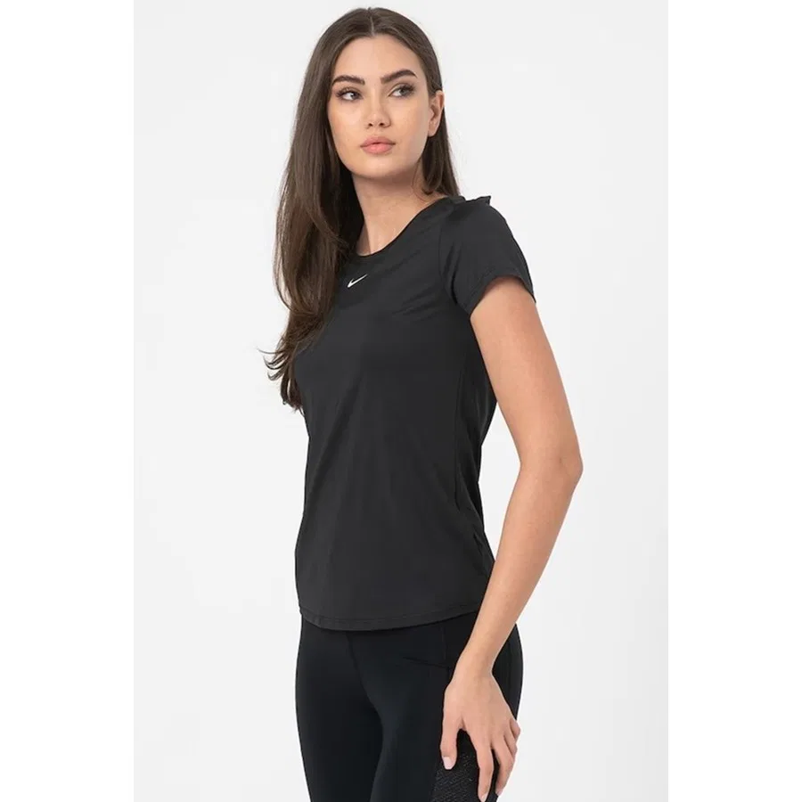 Женская футболка с коротким рукавом Nike Dri-FIT One Slim, Черный — фото 3