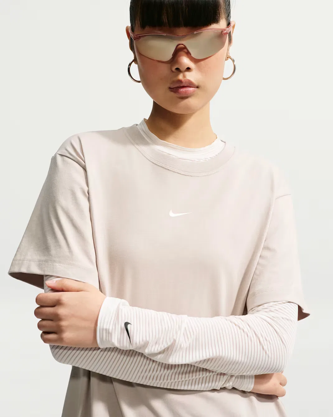 Женская футболка оверсайз Nike Sportswear Classic, Cream II — фото 3
