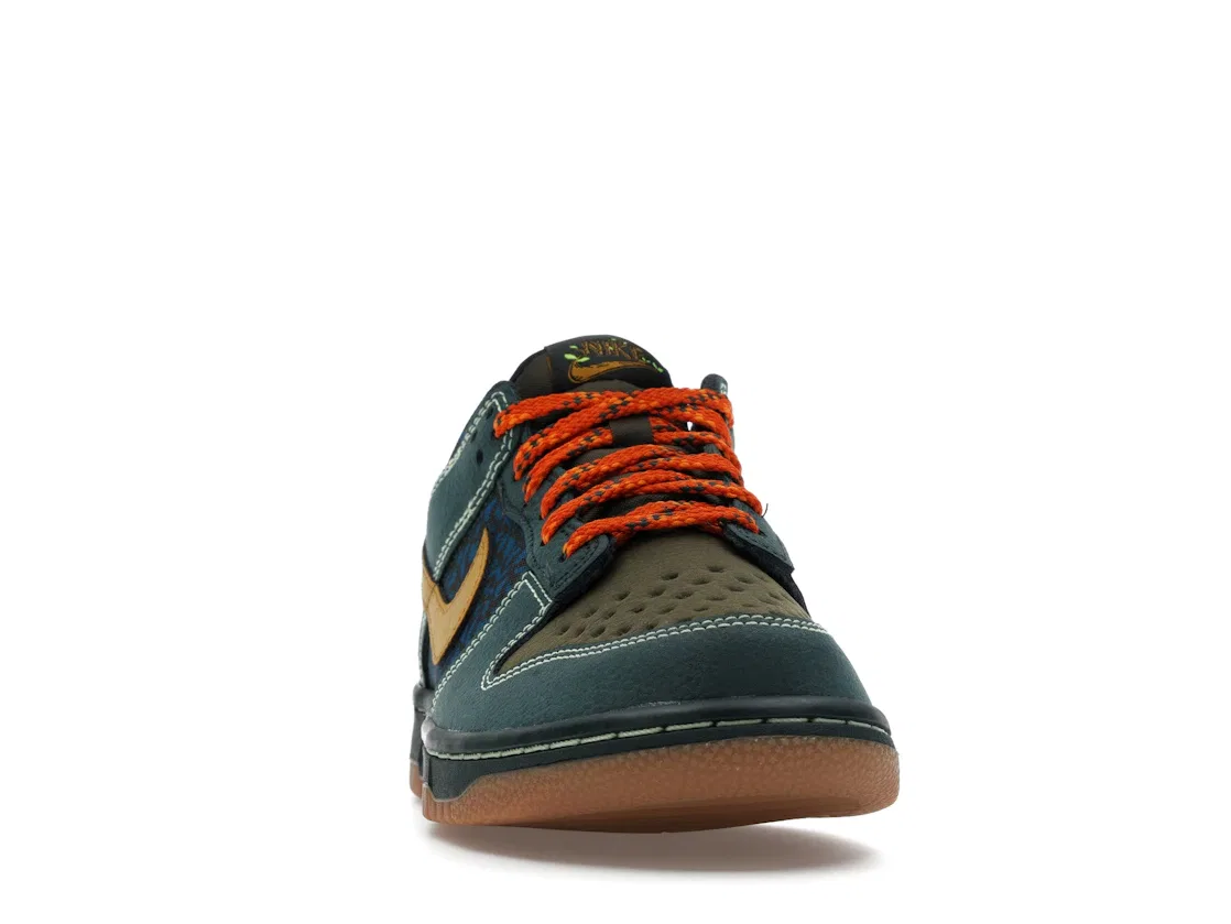 Детские кроссовки Lifestyle Nike Dunk Low, Seaweed/Ochre/Cargo Khaki/Green Abyss — фото 2