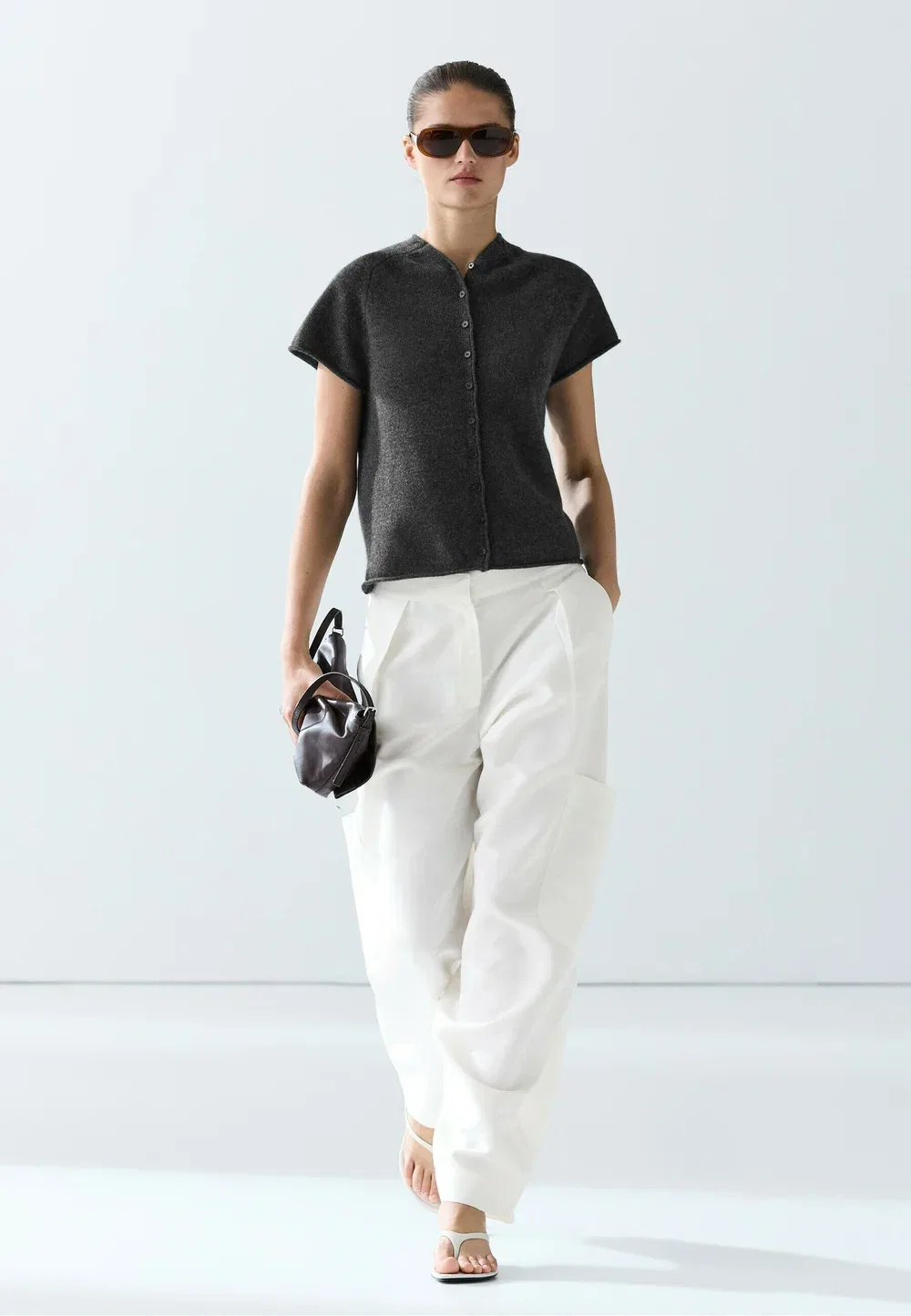 Вязаный жилет-кардиган из 100% кашемира Massimo Dutti, Dark Grey — фото 2