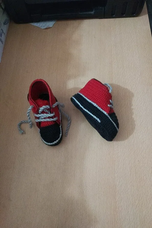 Детские пинетки hand-knitted для новорожденных без каблука с принтом Güzel Kaman, Red Black Gray — фото 4