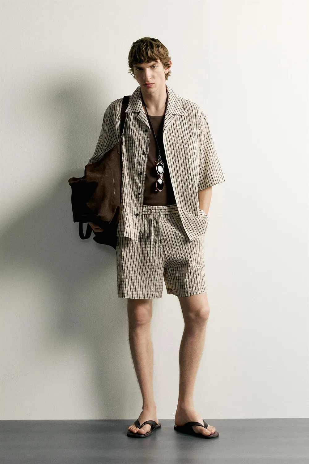 Клетчатые шорты-бермуды свободного кройка ZARA, Light beige