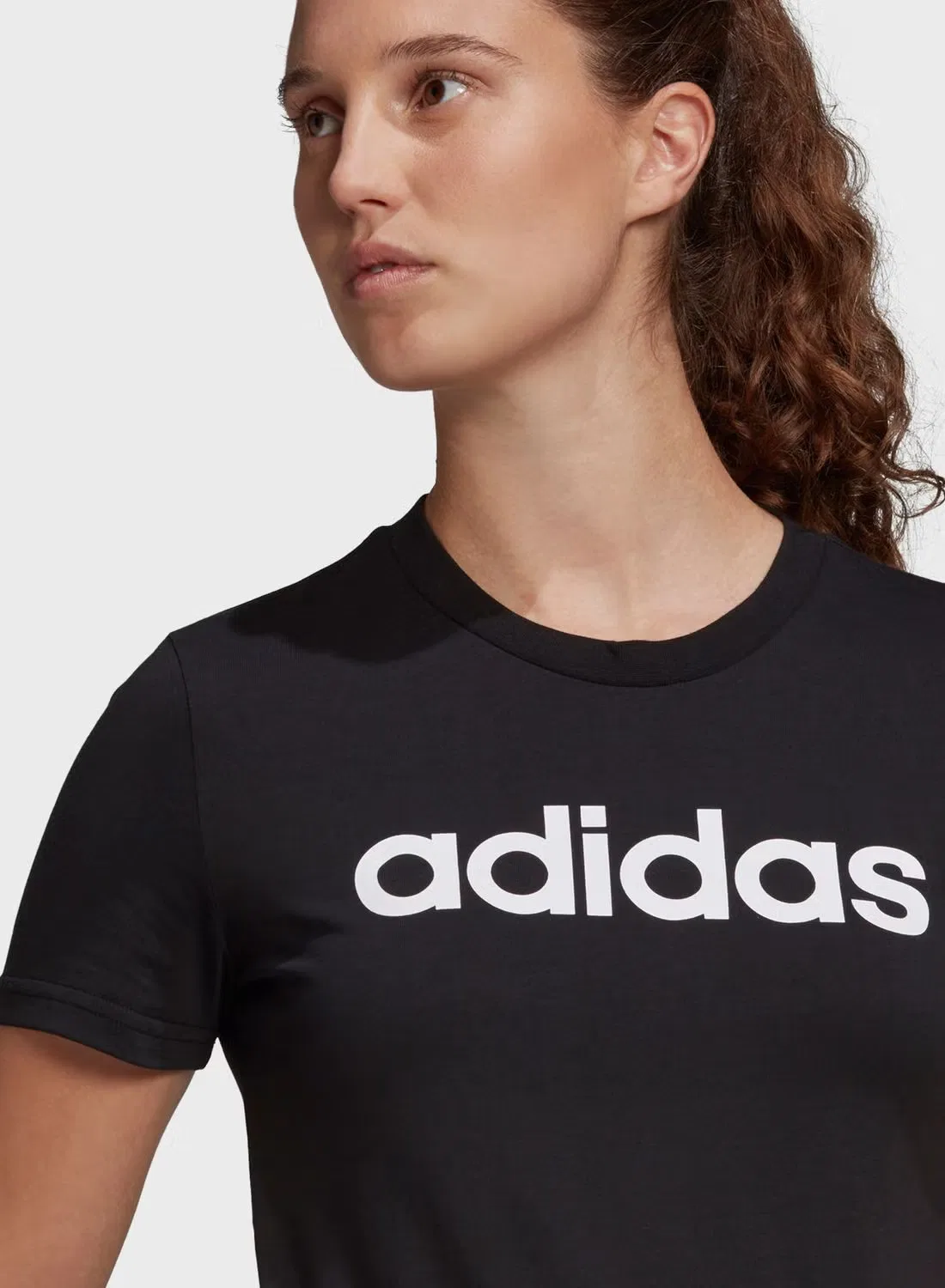 Футболка с принтом Linear Adidas, черный — фото 3