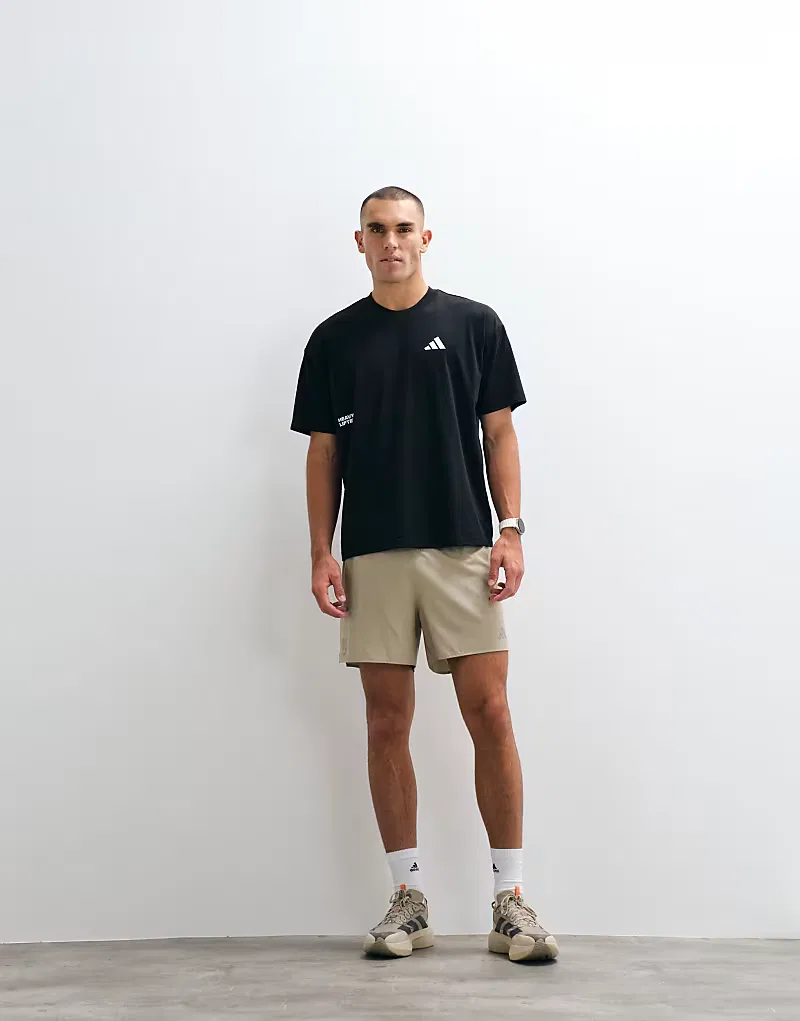Тренировочная футболка Adidas с принтом на спине, черный — фото 3