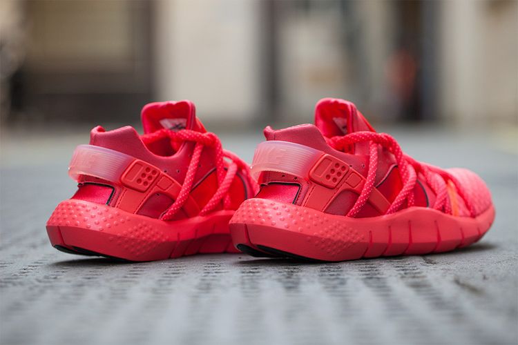 

Кроссовки Huarache NM 'Hot Lava', красный