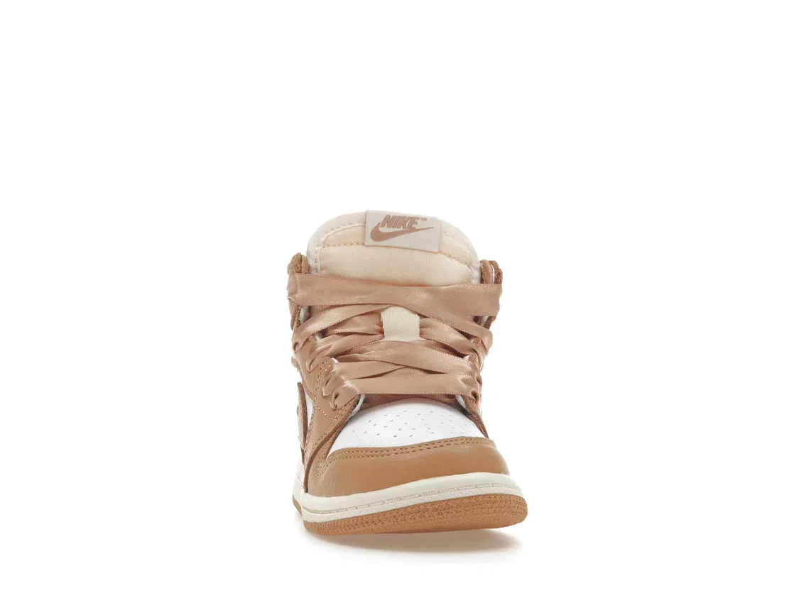 Детские кроссовки повседневные Jordan 1 Retro High OG Jordan Praline/White/Sail — фото 2