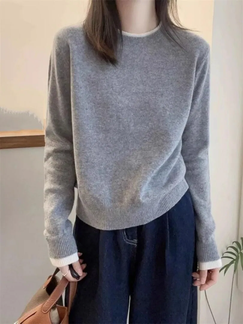 Женский свитер с круглым вырезом и вышивкой, модель O Neck Knitted Pullover, серый — фото 2
