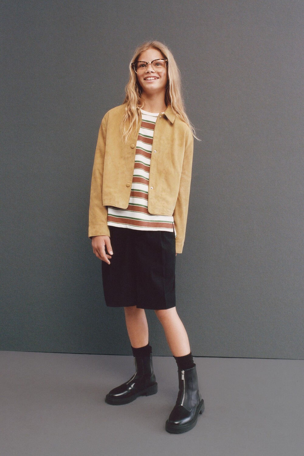 

Ботинки на молнии ZARA, черный