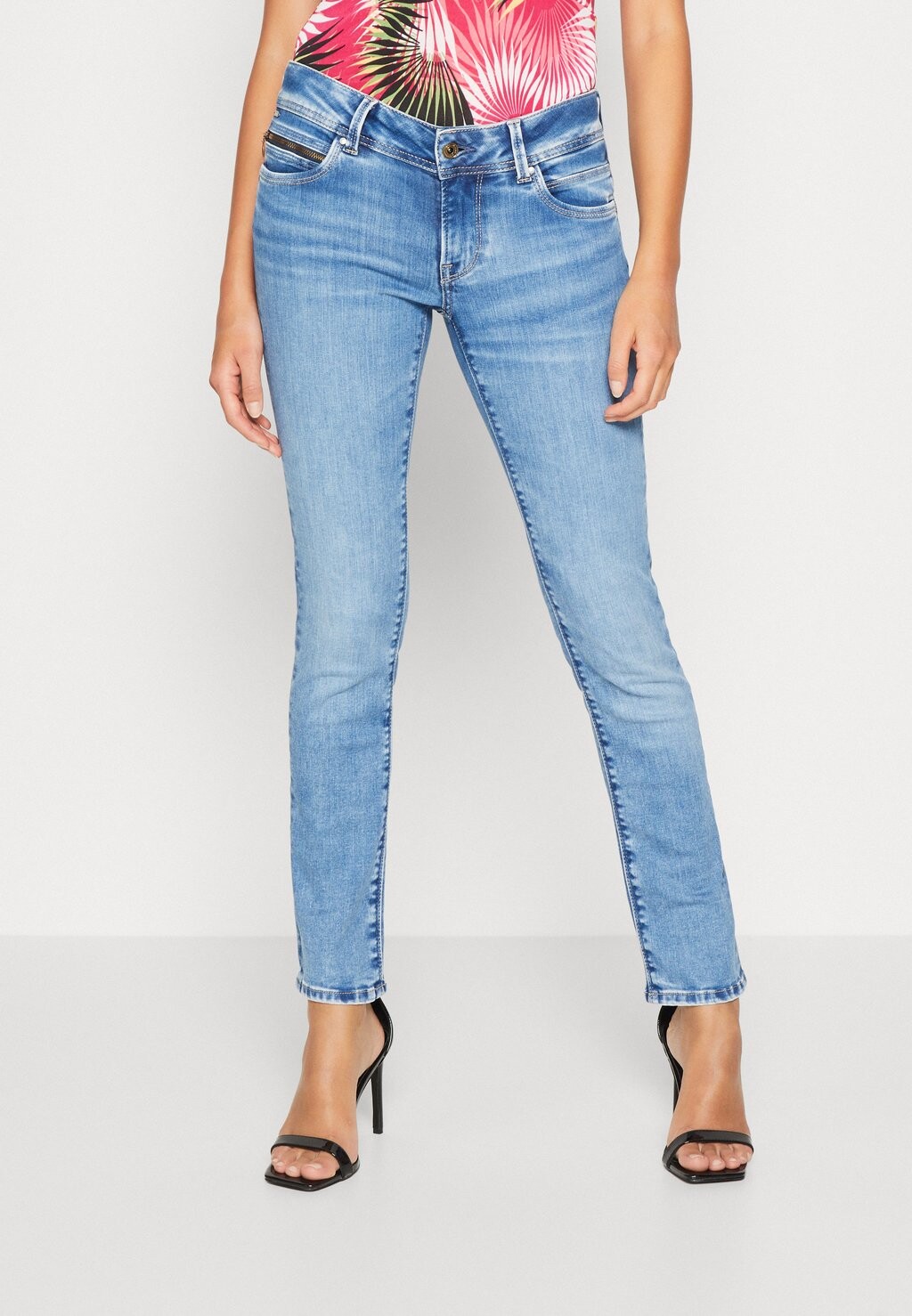 

Джинсы облегающего кроя Pepe Jeans New Brooke, синий