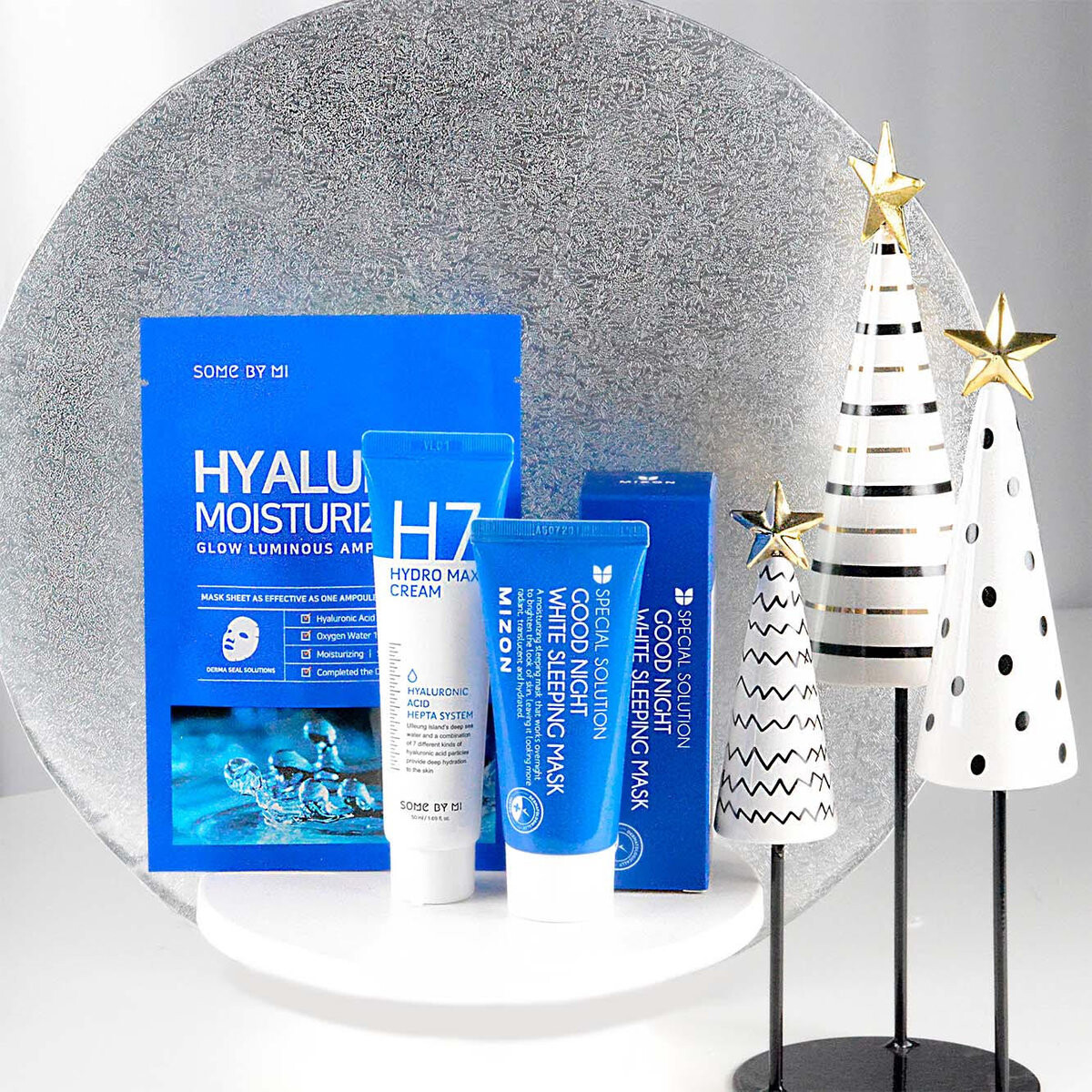 Тоник Some By Mi — Hyaluron Moisturizing Glow Luminous Ampoule Mask — фото 3