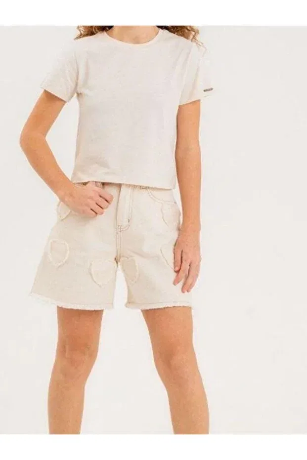 Детские шорты для девочек джинсовые с вышивкой сердца Zekids, Beige — фото 4