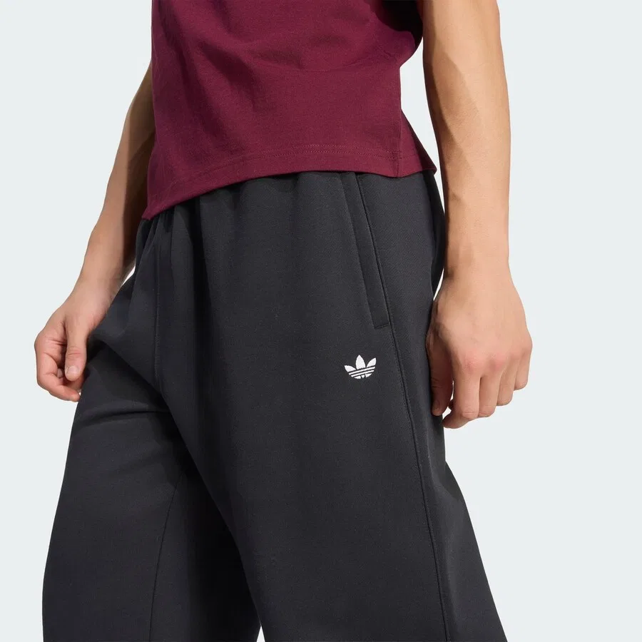 Брюки ADIDAS ORIGINALS свободного кроя 'Trefoil Essentials' черного цвета — фото 4