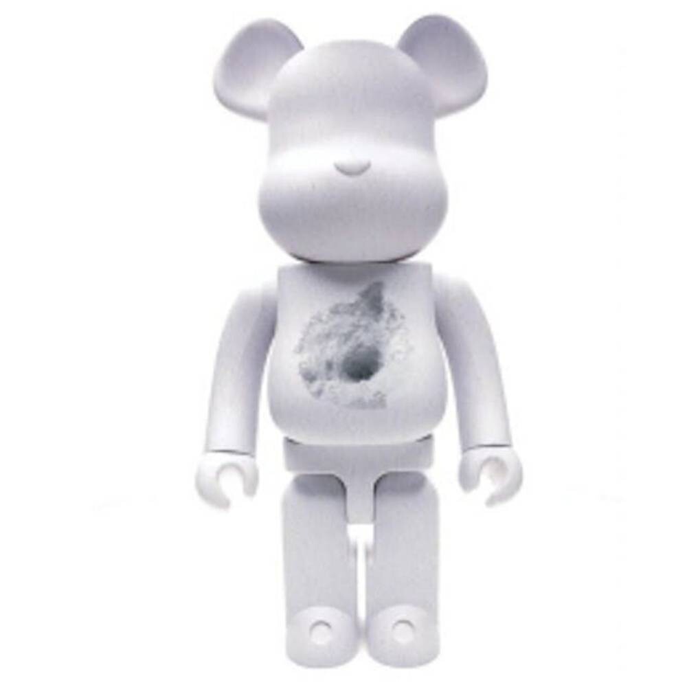 

Фигурка виниловая Bearbrick Series 40 x Snarkitecture x Blackrainbow Agency 100%, белый