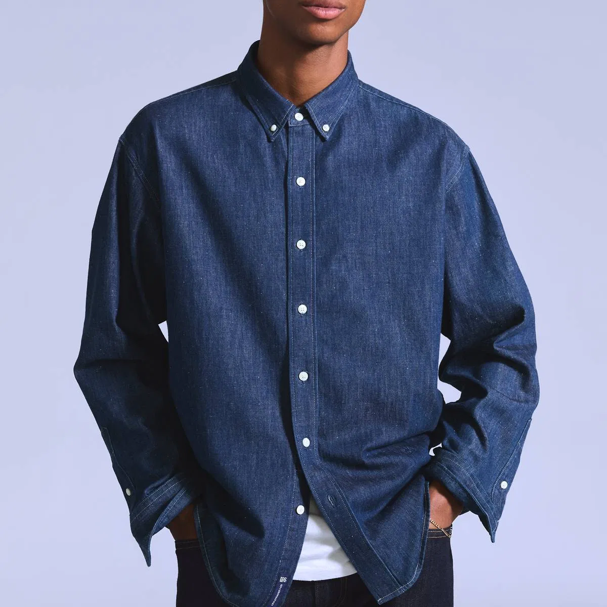 Свободная джинсовая рубашка на пуговицах Levi's, Dark Indigo - Dark Wash — фото 2