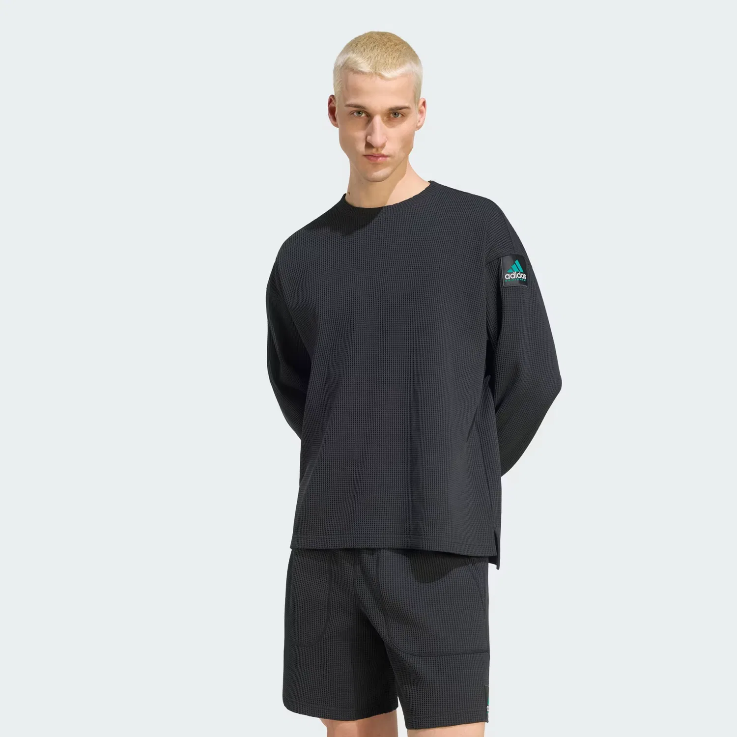 Мужская футболка с длинным рукавом вафельной вязки Equipment Waffle Long Sleeve Tee Adidas Originals, черный