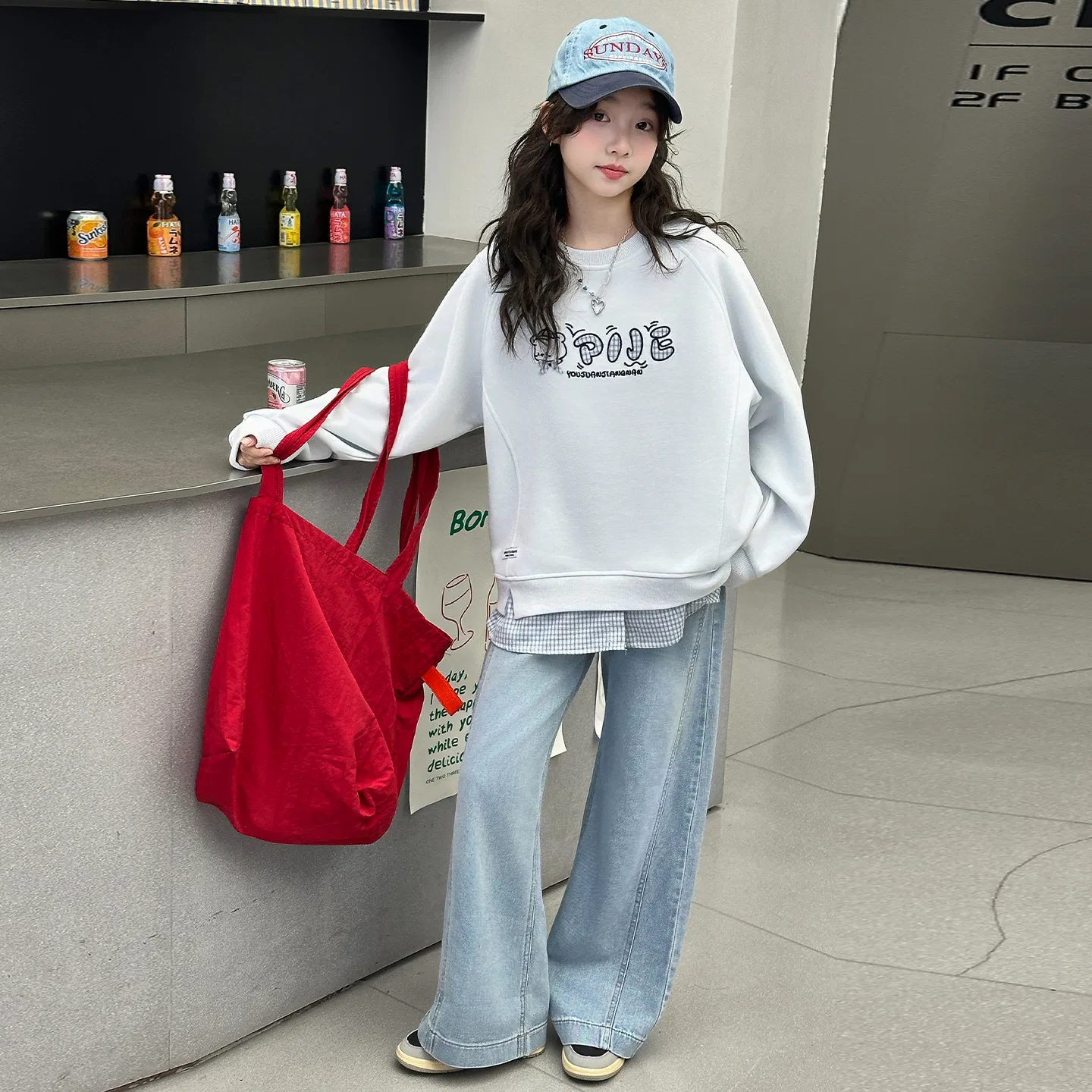 Детский спортивный комплект с топом и джинсами с разрезом спереди MADALLO, Heather Gray Top+Front Split Jeans — фото 4