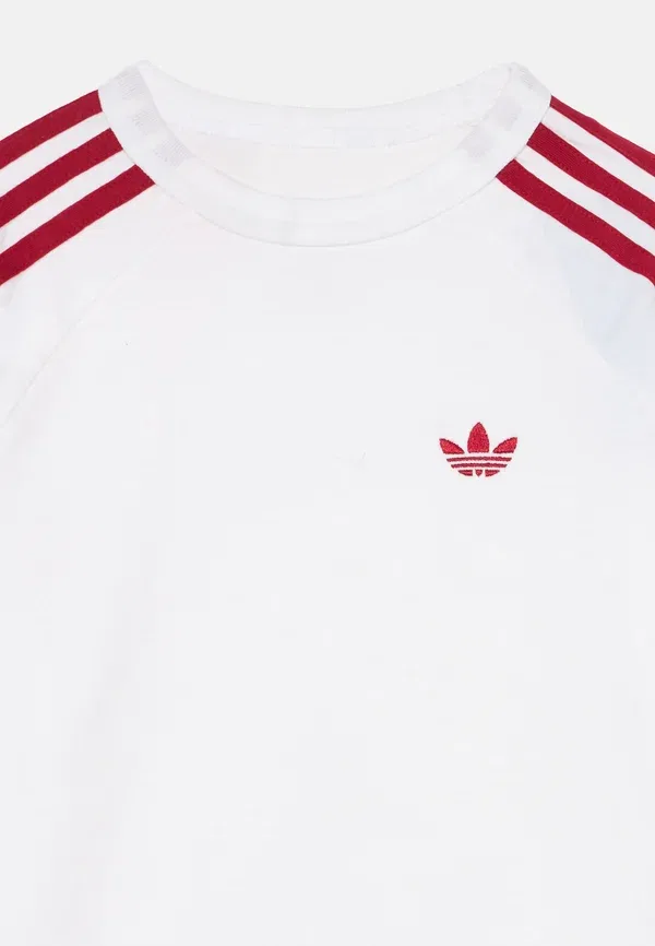 Детский комплект унисекс - шорты Adidas Originals, белый — фото 4