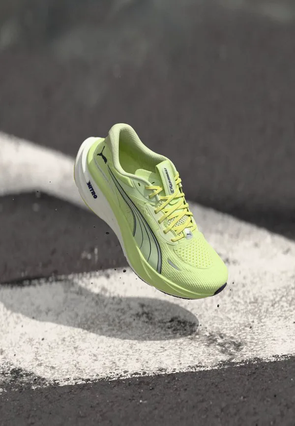Кроссовки для бега по шоссе magnify nitro 3 Puma, Apple Spritz/Lux Lime