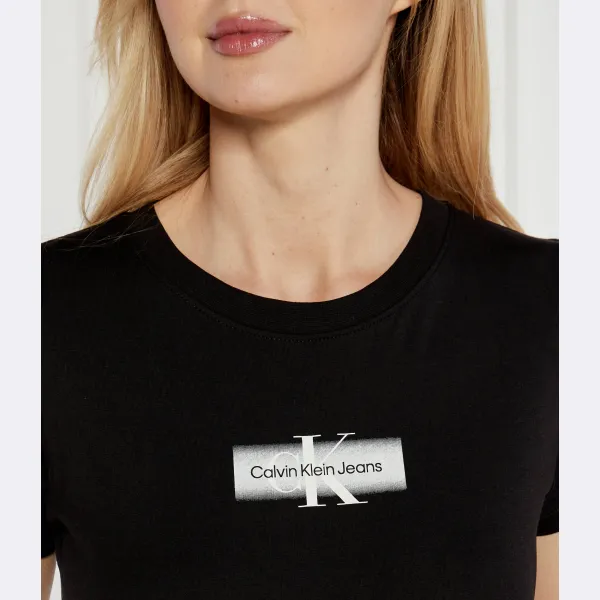 Футболка узкого кроя с эффектом потертости Calvin Klein, черный — фото 4