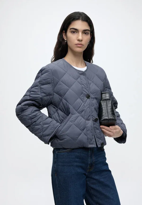 Короткая стеганая подкладка - легкая куртка Calvin Klein, синий — фото 4
