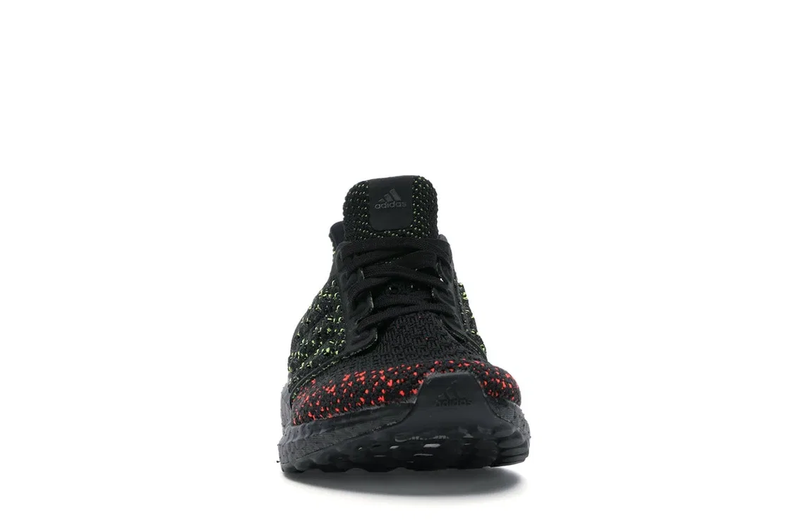Детские кроссовки для мальчиков с технологией Climacool Adidas Ultra Boost Clima, Core Black/Core Black/Solar Red — фото 2