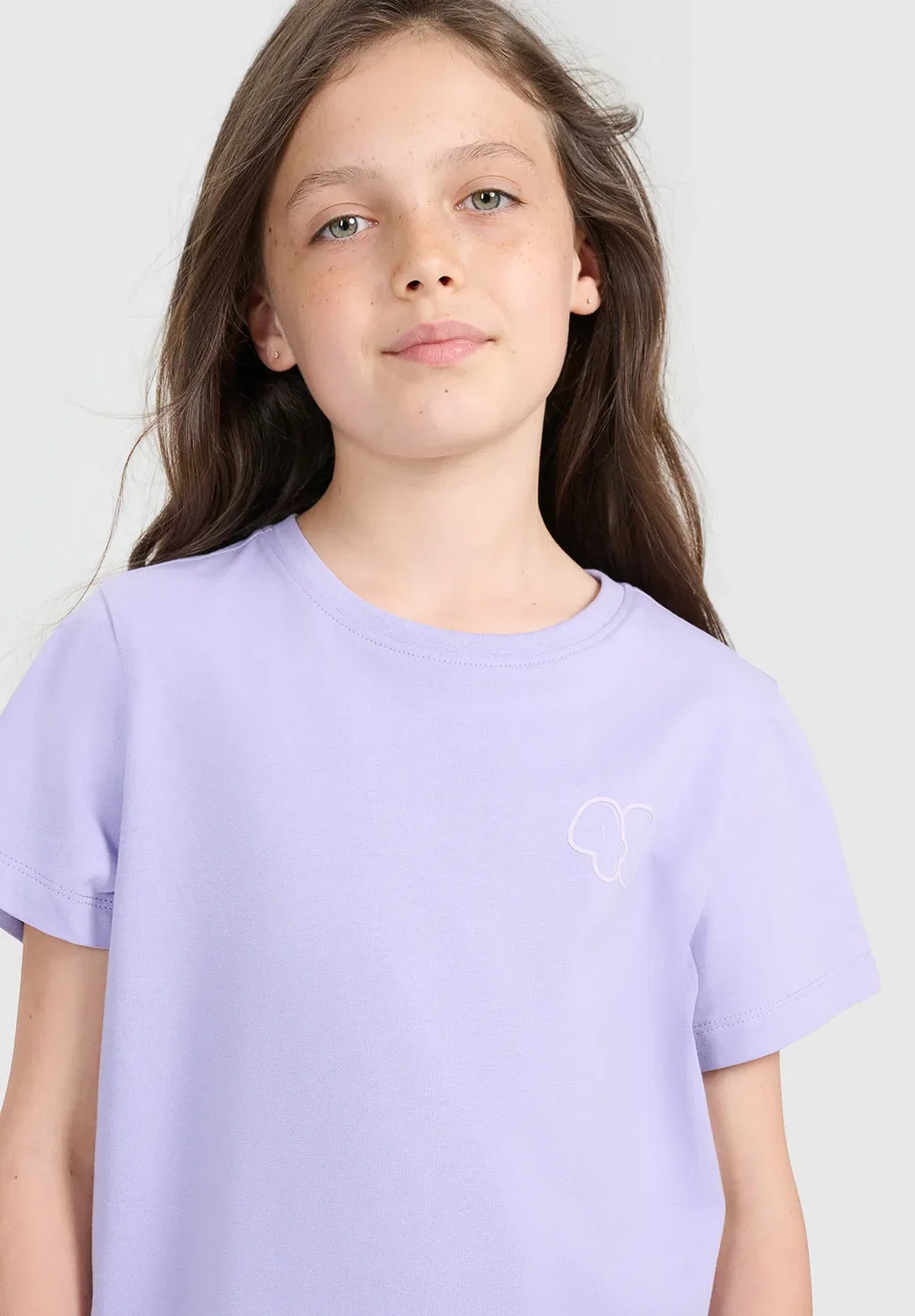 Футболка Regular z nadrukiem dziewczęcy - fioletowy 122 (6-7 лат) - спортивная футболка 4F, Light Violet — фото 4