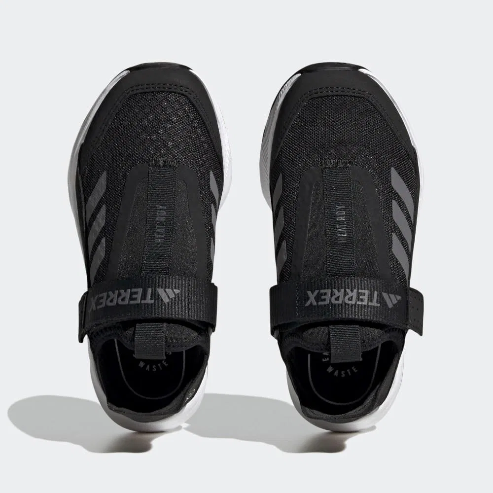 Детские кроссовки для бега Terrex Voyager 21 Heat.RDY adidas, Black/Grey/Grey — фото 4