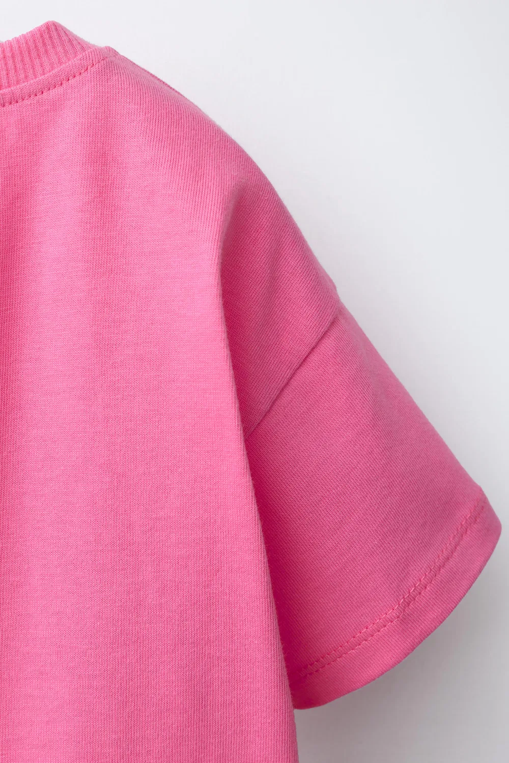Футболка с нашивкой из махровой ткани ZARA, Neon Pink — фото 4