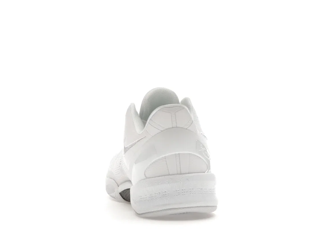 Детские кроссовки для баскетбола с низким верхом Nike Kobe 8 Protro Halo, White/White-White — фото 4