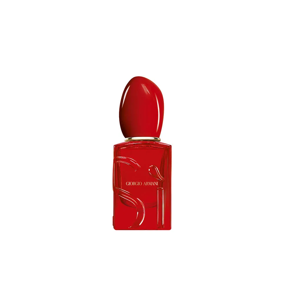 Парфюмерная вода 30 мл с ароматом цветов и фруктов Si Passione Red Musk Giorgio Armani