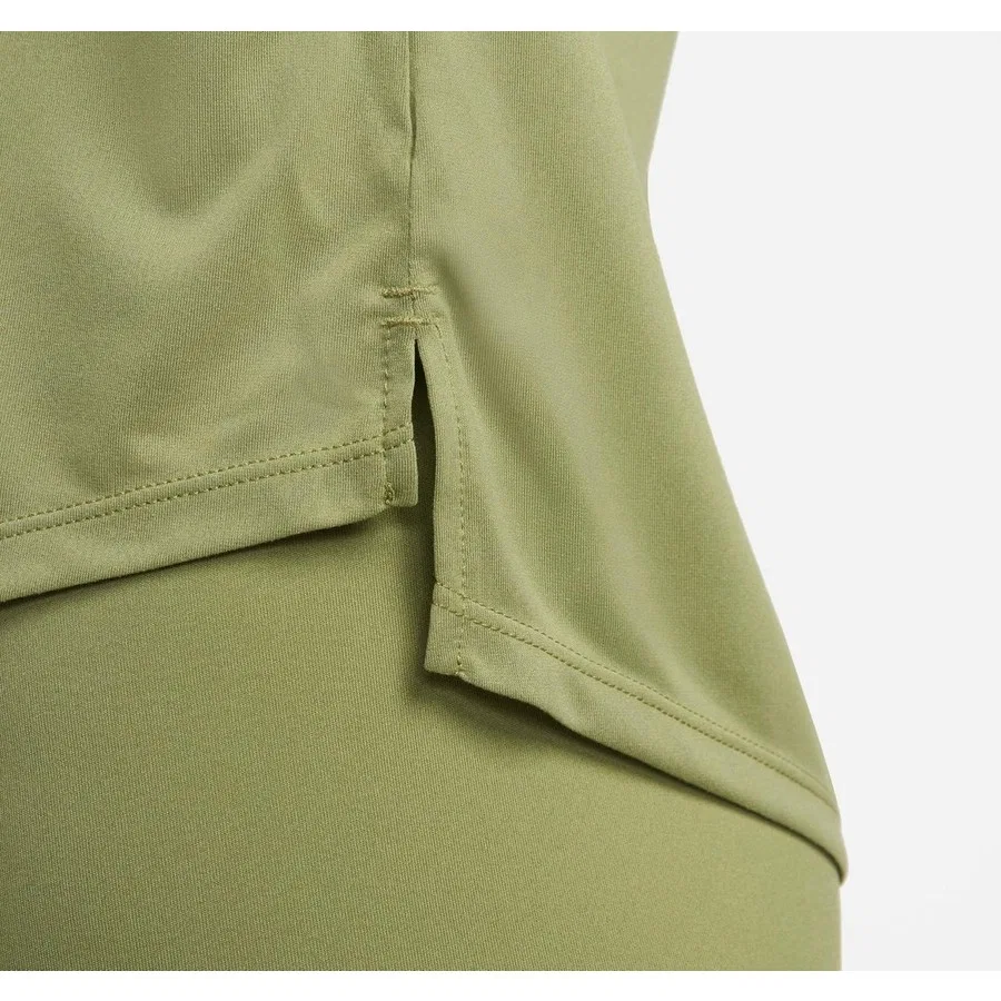 Женская футболка Nike Dri-FIT One с коротким рукавом, полиэстер, Зеленый — фото 3