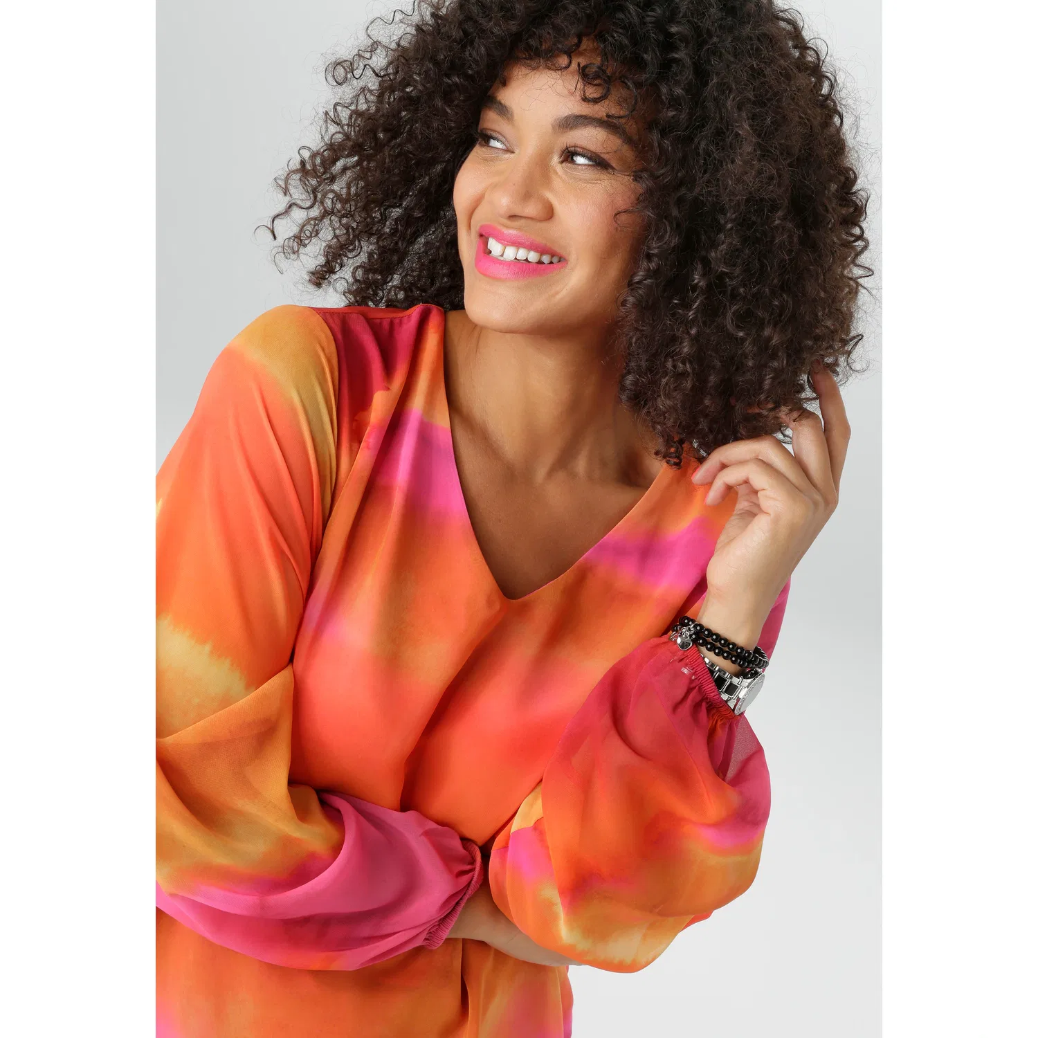 Женская блуза с глубоким V-вырезом Aniston PLUS, Pink-Orange-Yellow — фото 3