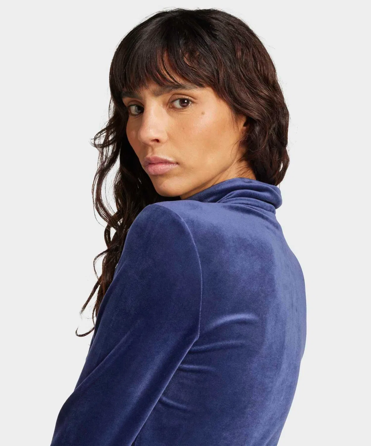 Женский вельветовый топ-джерси с молнией Essential Velvet Fitted Track Top Adidas Originals, Синий — фото 4