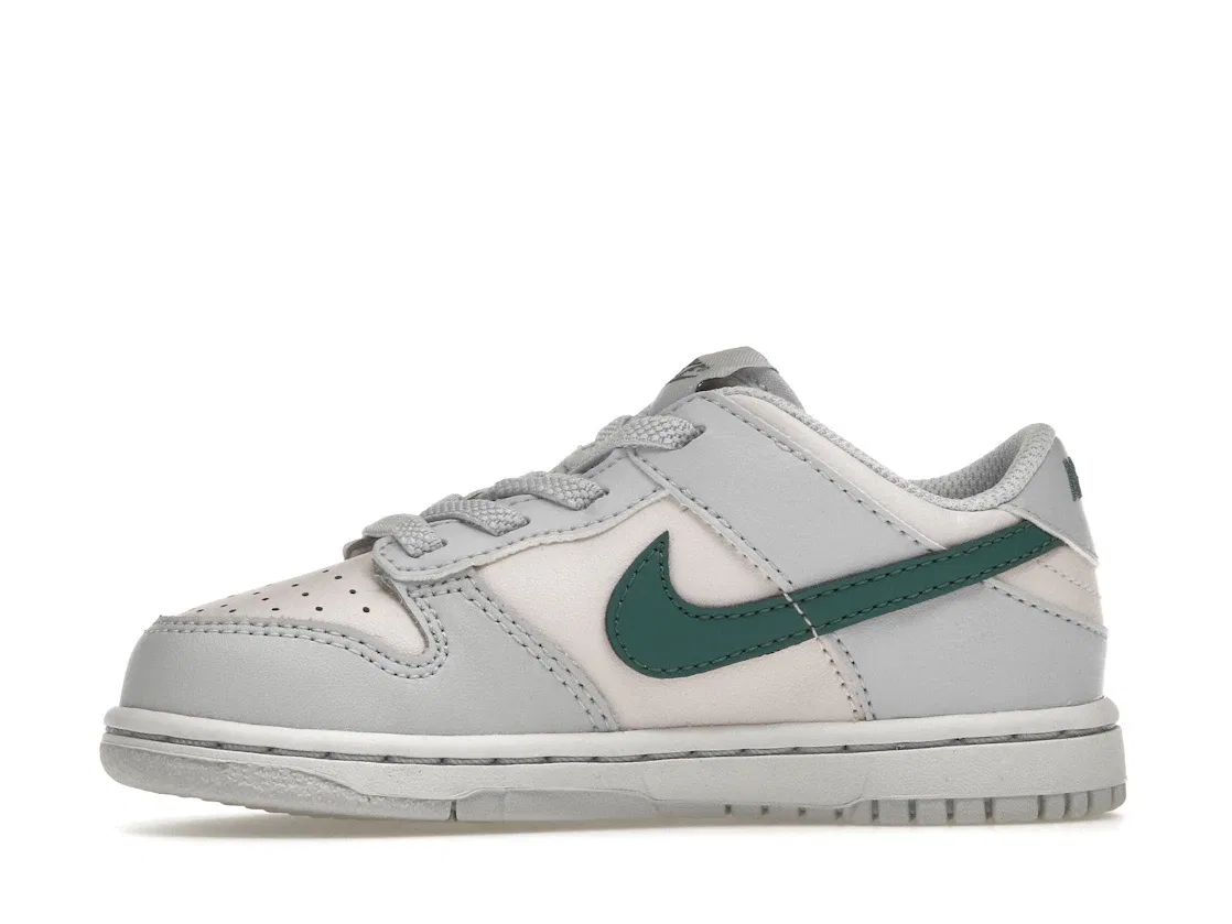 Детские кроссовки Lifestyle Nike Dunk Low SE, Football Grey/Pearl Pink/Mineral Teal — фото 3