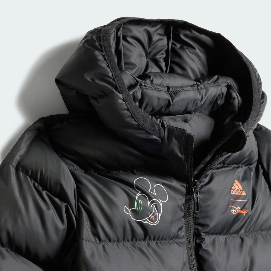 Детский утепленный спортивный бомбер с принтом Mickey Mouse adidas Sportswear JL9172, Черный — фото 2