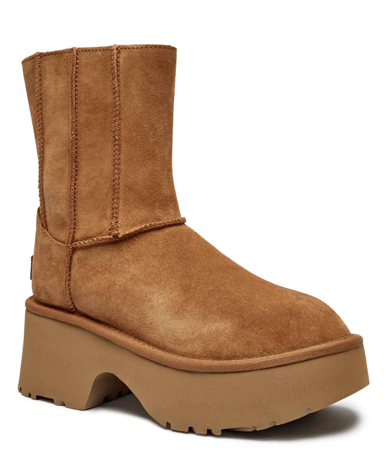 

Зимние ботинки UGG Classic New Heights, кэмел